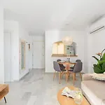 Erisa I La Carihuela 100 Mts Апартаменти *